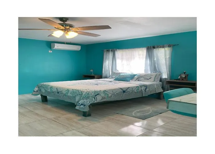 Villa Yanceylargo Estate - Newly Built Modern 1 Bedroom *